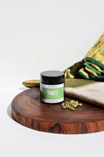 Load image into Gallery viewer, Aunty Vibes - Soy Candle (Jasmine &amp; Cardamom)