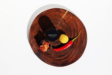 Load image into Gallery viewer, Lowkey Laddoo - Soy Candle (Nutmeg &amp; Vanilla)